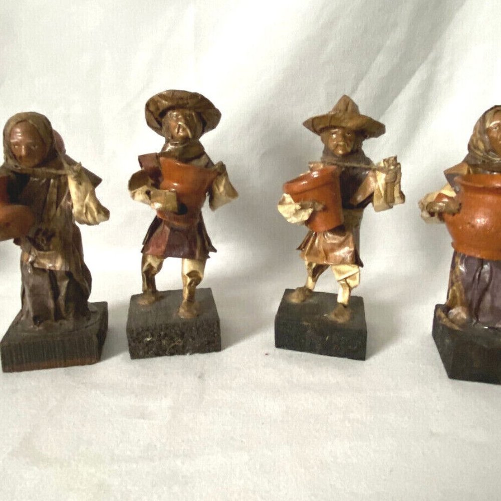 Four(4) Handmade 5 1/2" Mexican Folk Art Paper Mache Villagers Nuno Velez Mexico